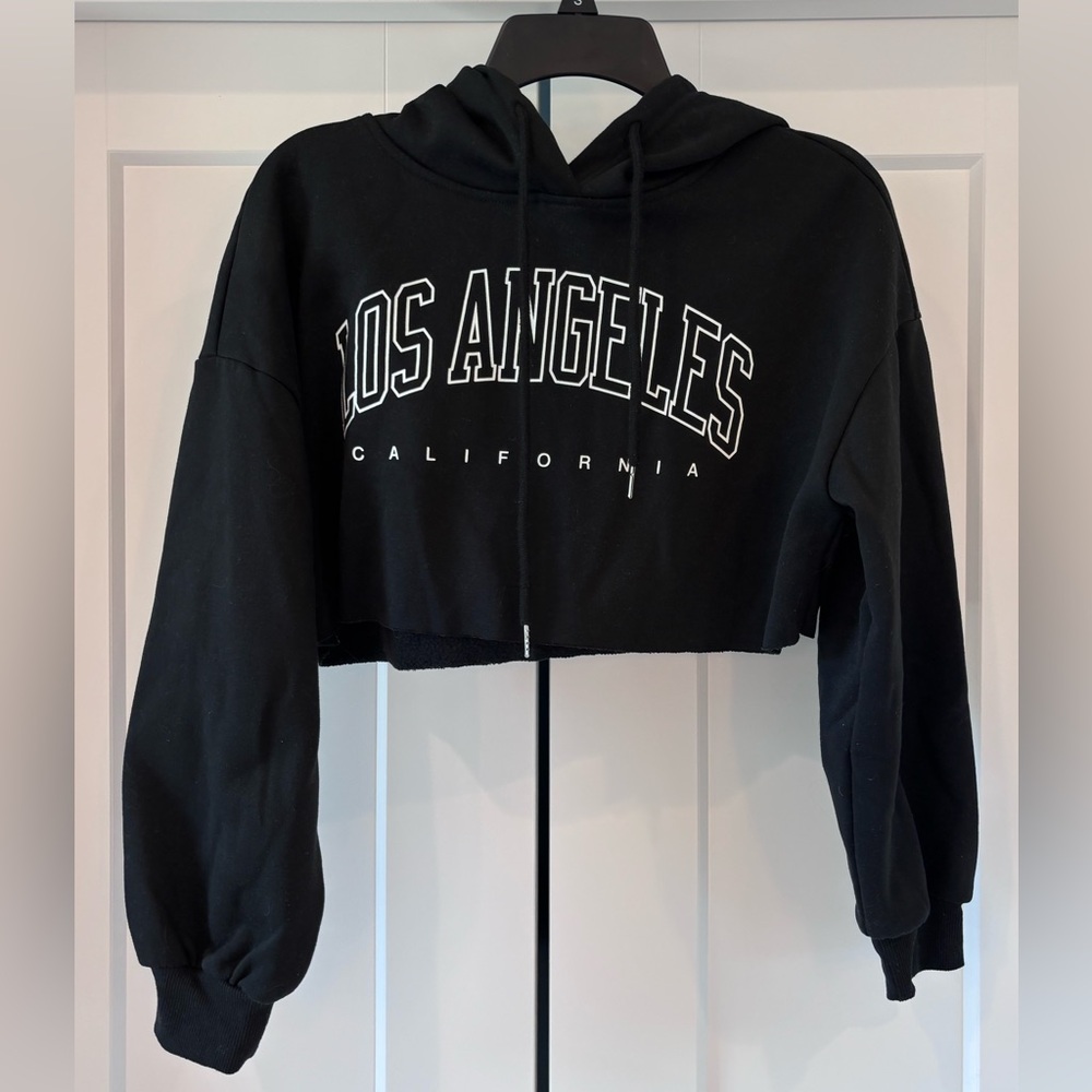 SHEIN Black “Los Angeles” Cropped Hoodie